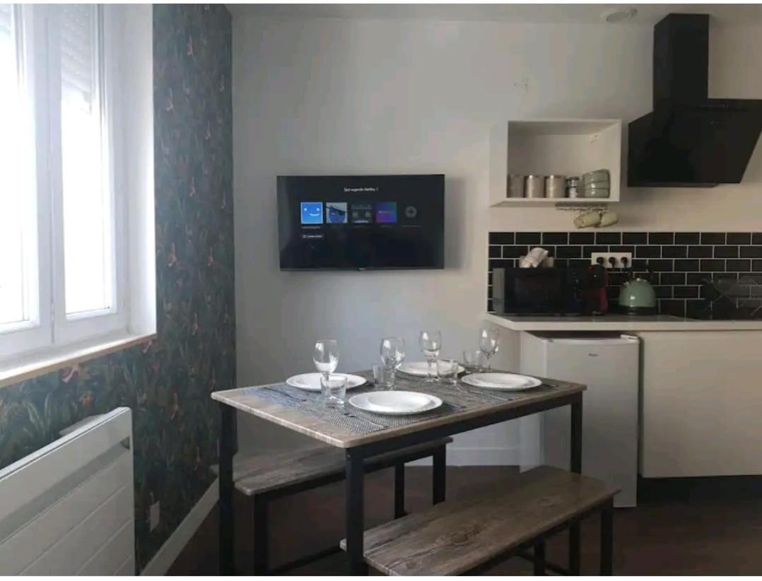 Appartamento La Nouvelle-Orléans - hyper-centre- 2mn SNCF - Wi-Fi Netflix gratuit Niort Esterno foto